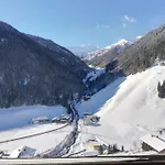 아파트 Ausserwalderhof